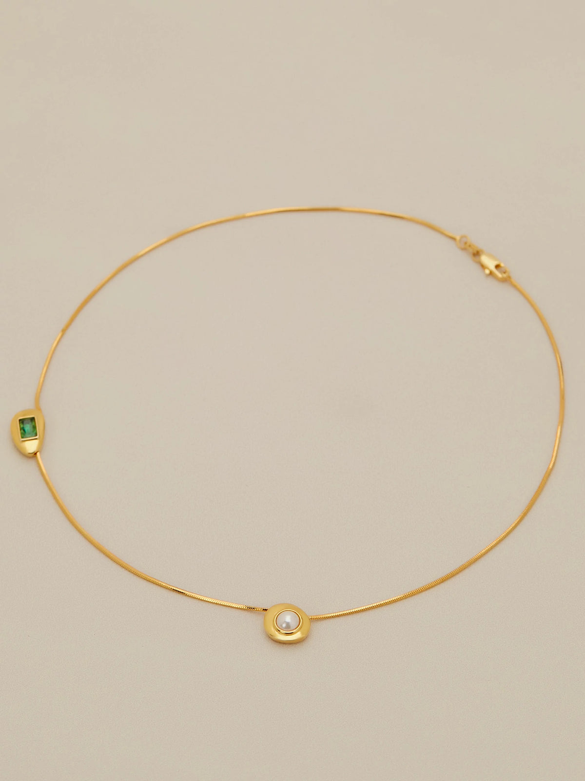 Amoretu 18k Gold Retro Simple Emeralds Pearl Necklace